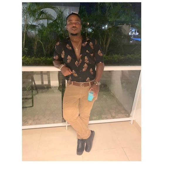 Profile Picture of Derrick Hodge (@derrickhodge) on Poshmark