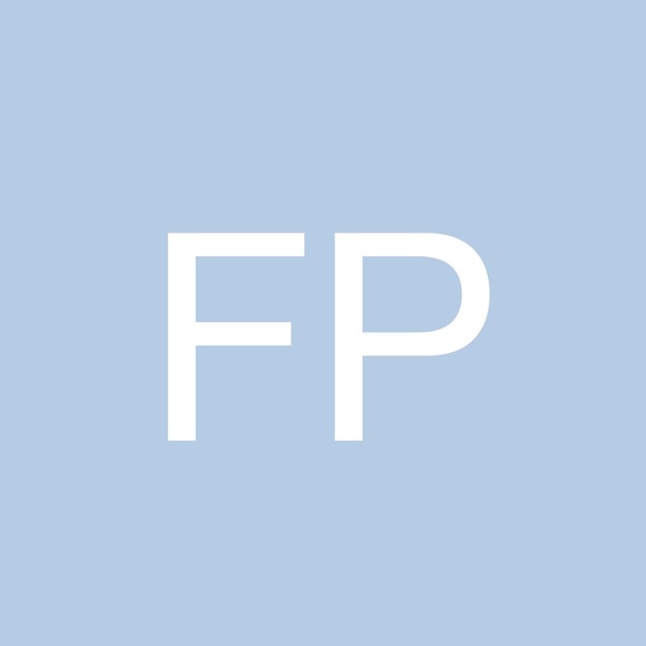 Profile Picture of Felicia Perkins (@feeperkins03) on Poshmark