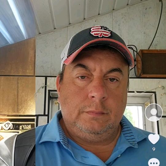 Profile Picture of Kevin Kratzer (@kevinkvet) on Tiktok
