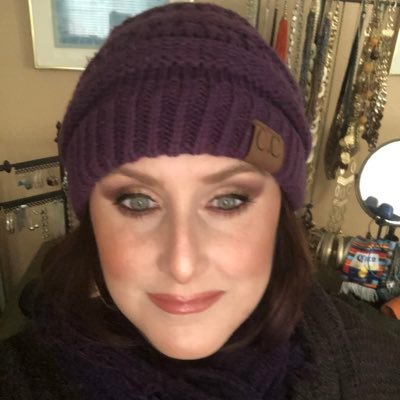 Profile Picture of Jodi Schultz (@Jomoscho) on Twitter