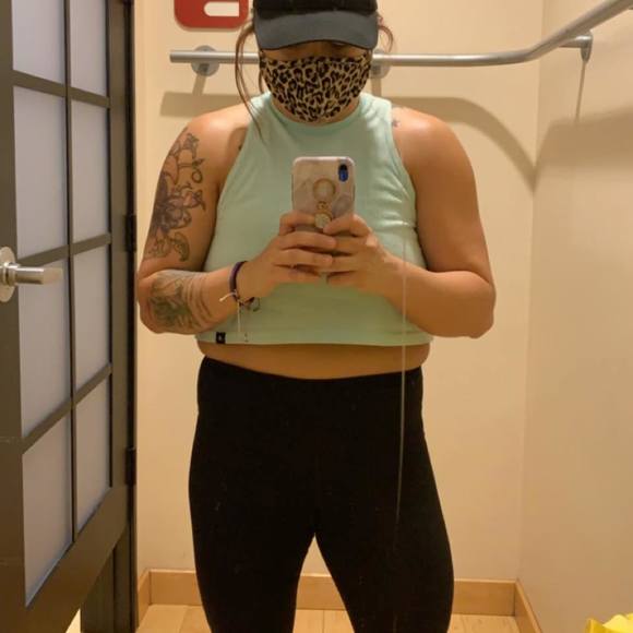 Profile Picture of Jade Edwards (@cantujadey8) on Poshmark