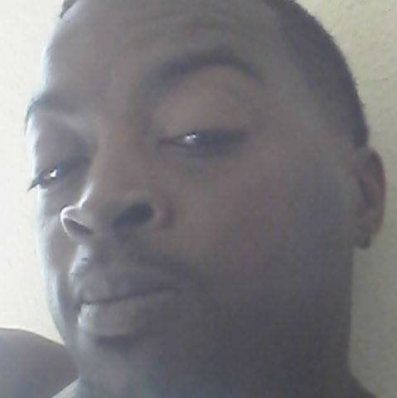 Profile Picture of Robert Fulton (@fultonrobert654) on Poshmark