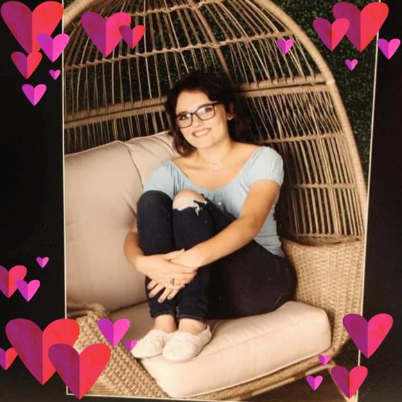 Profile Picture of Gabrielle Eidemiller (@basketgurl4222) on Poshmark