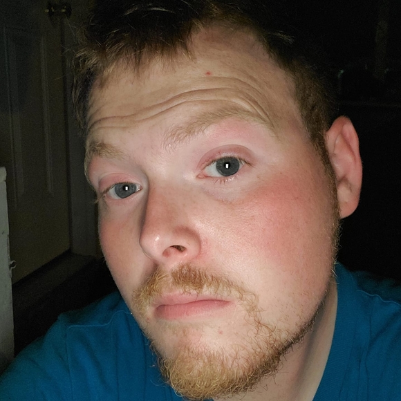 Profile Picture of Robert Binder ii (@rjbinder24) on Poshmark
