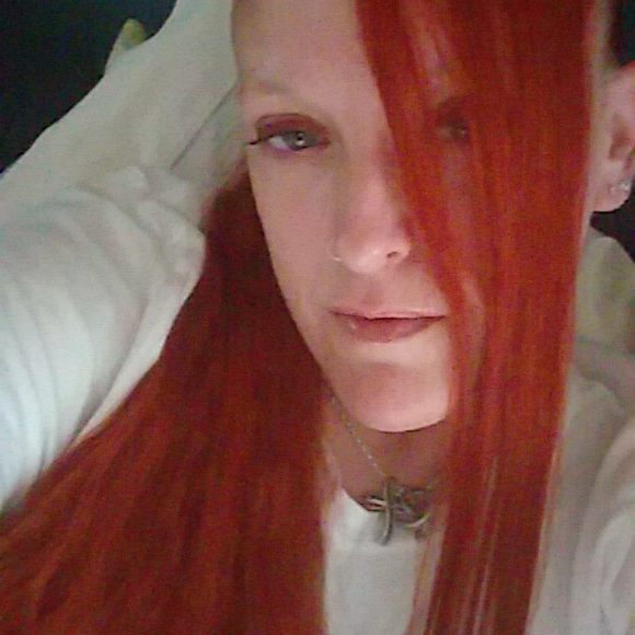 Profile Picture of Amandatakeoveryourmind Stroede (@astroede) on Poshmark