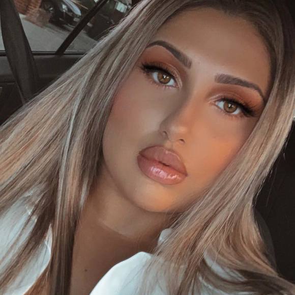 Profile Picture of Priyanka Serohi (@pserohi) on Poshmark