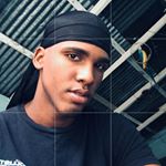 Profile Picture of Jonathan Pinales (@_.esleiter_) on Instagram