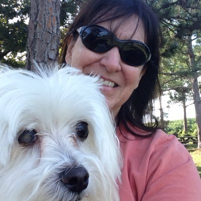 Profile Picture of Pam Hudson (@hudsonpm) on Twitter