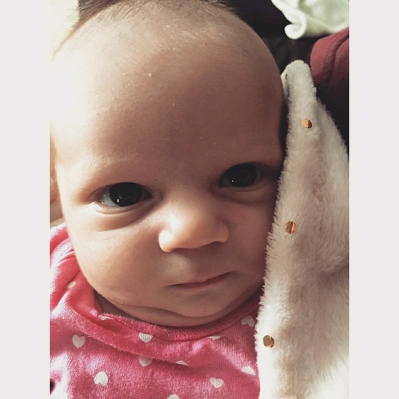 Profile Picture of Katelyn Hinerman (@khinerman2018) on Poshmark