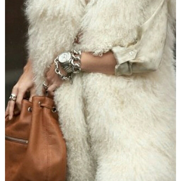 Profile Picture of Kim Boyette (@kbgaus910) on Poshmark