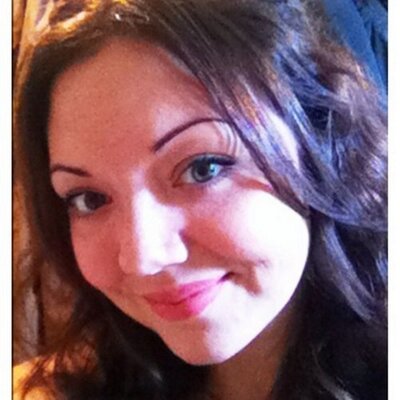 Profile Picture of Frances Abbott (@abbottwejig) on Twitter