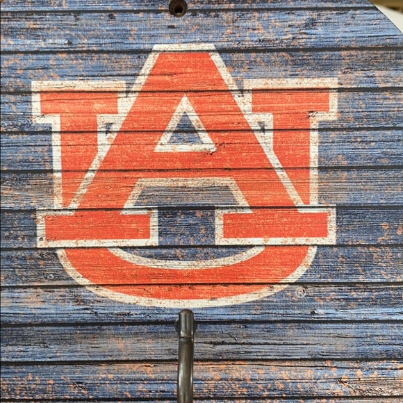 Profile Picture of Kristen Marello (@kristenmarello) on Poshmark