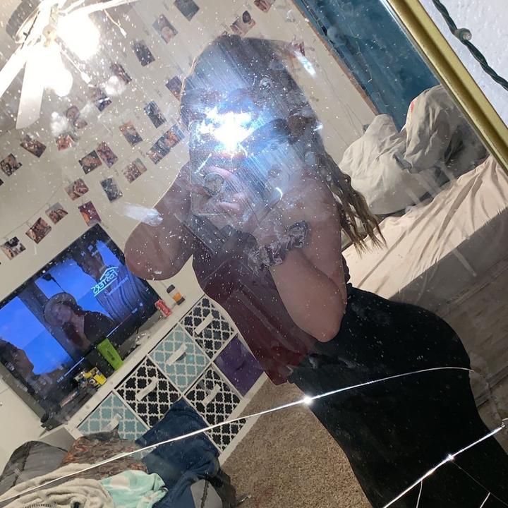 Profile Picture of ashley (@@ashley.adelman) on Tiktok