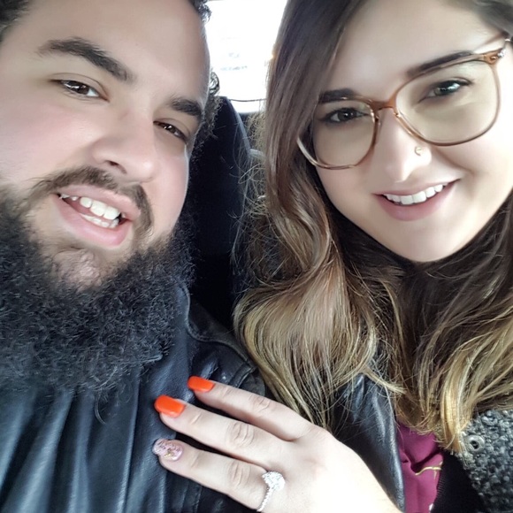 Erica Efthimiades - Poshmark Profile Picture of Erica Efthimiades (@eefthimiades) on Poshmark