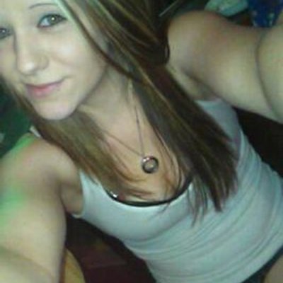 Profile Picture of Juliann Shields (@juli3mari3) on Twitter