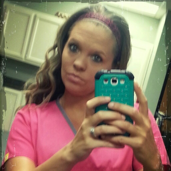 Profile Picture of Khristi Brockette (@khristib) on Poshmark