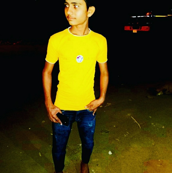 Profile Picture of Nilesh Nilesh bharwad (@nileshbharwad11) on Poshmark