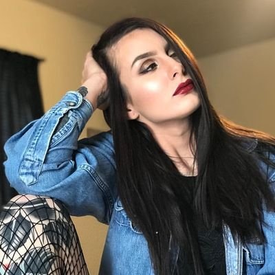 Profile Picture of Leah Fowler (@fowlershooter) on Twitter