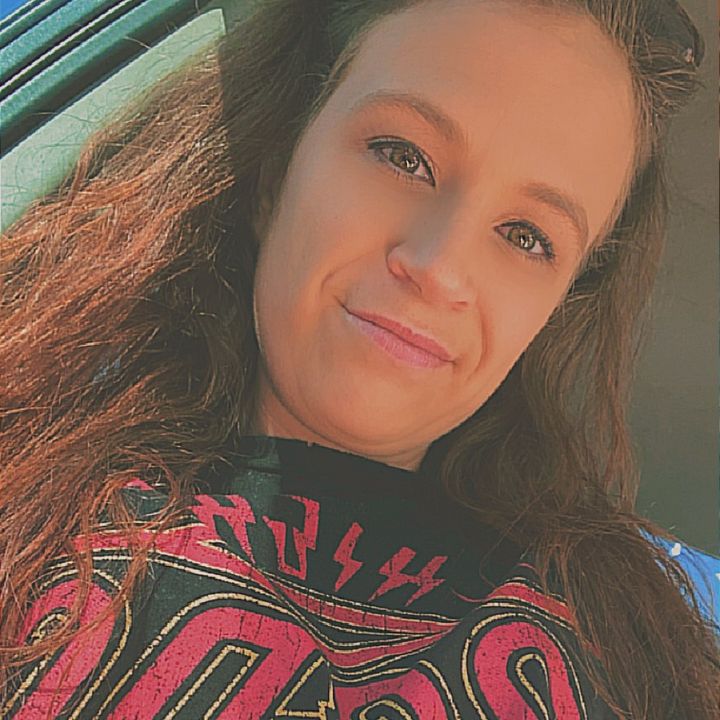 Profile Picture of Haley Huddleston (@harpsmomma21) on Tiktok