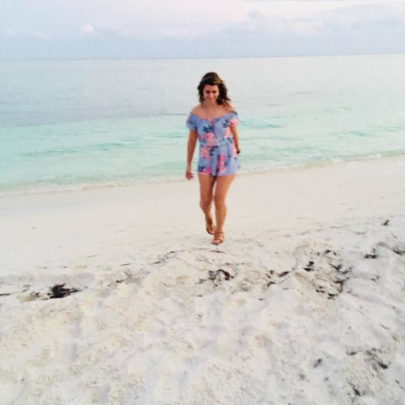 Profile Picture of Amanda Rosenbaum (@amandanbob) on Poshmark