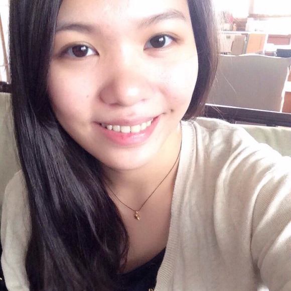Profile Picture of Tzuan Chou (@joannechou27) on Poshmark
