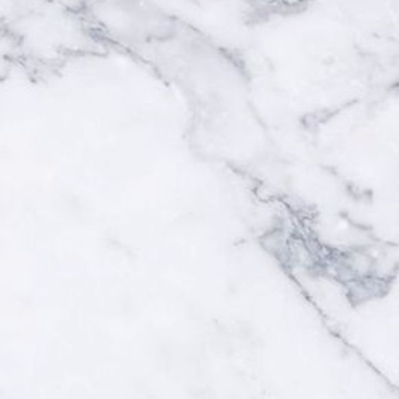 Profile Picture of Leilani Roelse (@leilani_9085) on Poshmark