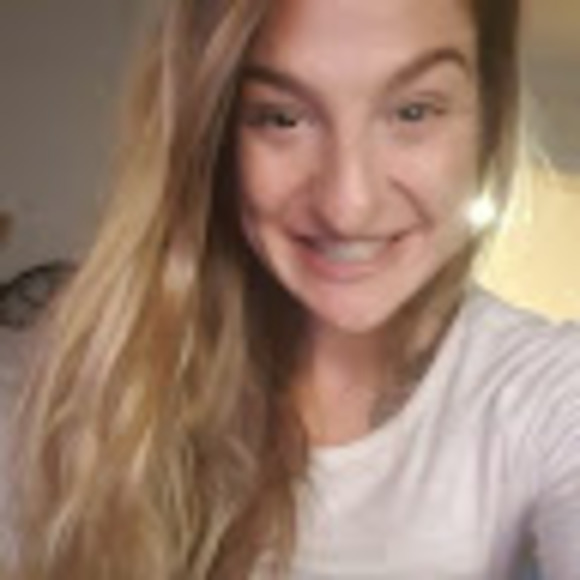 Profile Picture of Emily Hopper (@ohcaptain88) on Poshmark