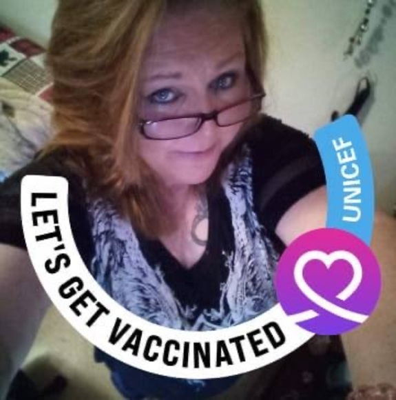 Profile Picture of Jenn lynn Keen (@carrolljennifer) on Poshmark