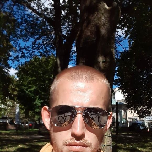 Profile Picture of Doug Taylor (@dougtaylor307) on Poshmark