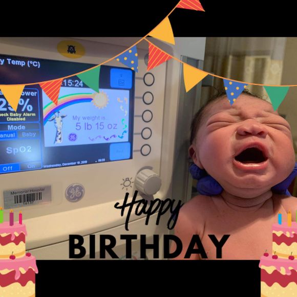 Profile Picture of Gloria Simon (@gsimon75) on Poshmark