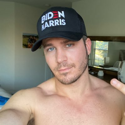 Profile Picture of Mark LaDuke (@MarkLaDuke) on Twitter