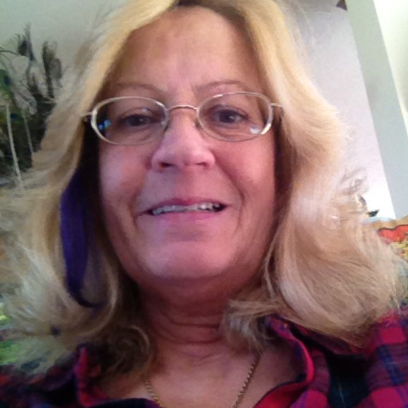 Joyce Gore - Poshmark Profile Picture of Joyce Gore (@joyceg49) on Poshmark