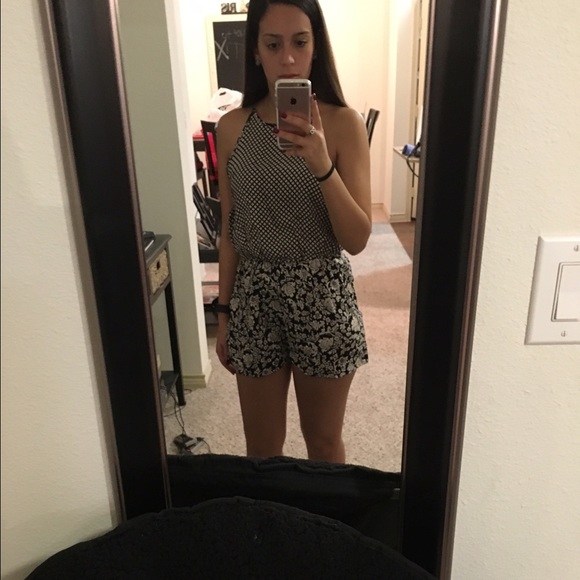 Profile Picture of Kimberlh Macklin (@kmacklin1) on Poshmark