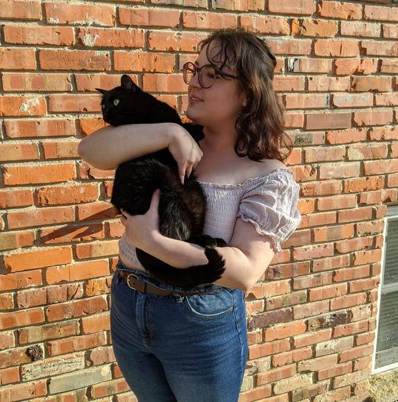 Profile Picture of Amelia Amicarella (@aamicarella) on Poshmark
