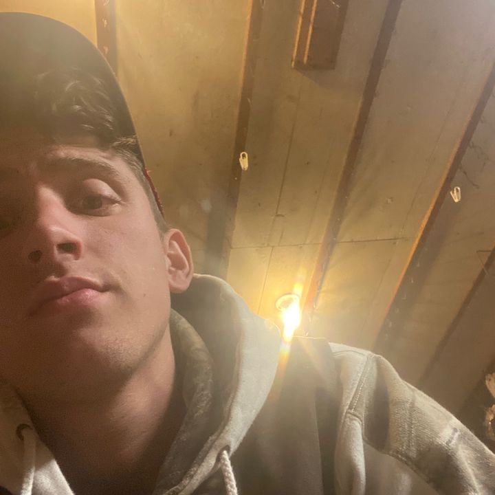 Profile Picture of Justin Mackle (@justinmackle8) on Tiktok