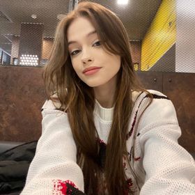 Profile Picture of 🐰✨Sophia Roberts✨💗 (@Sophia120938) on Pinterest