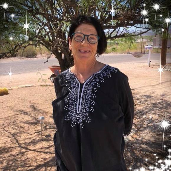 Profile Picture of Jackie Longpre-kalchert (@jackiestamper) on Poshmark