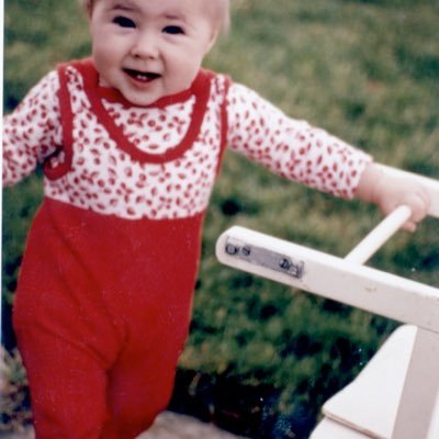 Profile Picture of Rebecca Mutter (@BeckyMutter) on Twitter