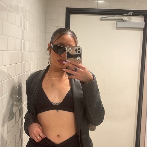 Profile Picture of Solenne Jines (@solennejines) on Poshmark