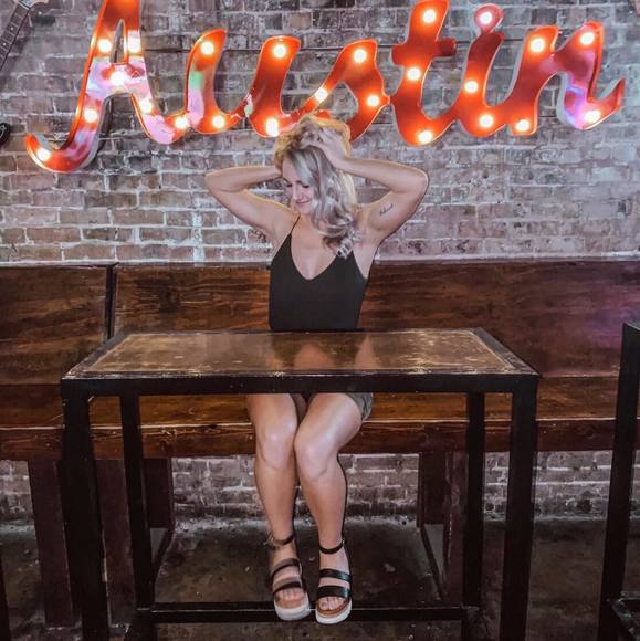 Profile Picture of Emily Kuberski (@ekuberski_96) on Poshmark