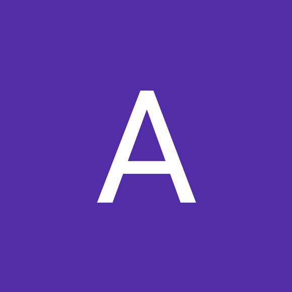 Profile Picture of Adrienne Chitman (@a_chitman) on Poshmark