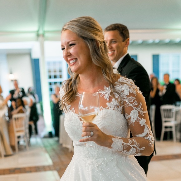 Profile Picture of Jess Cetti (@jesscetti) on Poshmark