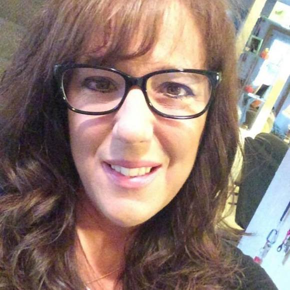 Profile Picture of Kimberly Marks-modic (@kmodic) on Poshmark