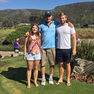 Profile Picture of Andrew Russell (@capeafricatours) on Twitter