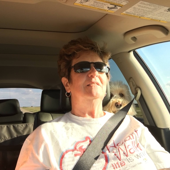 Profile Picture of Kim Judd (@kim_judd) on Poshmark