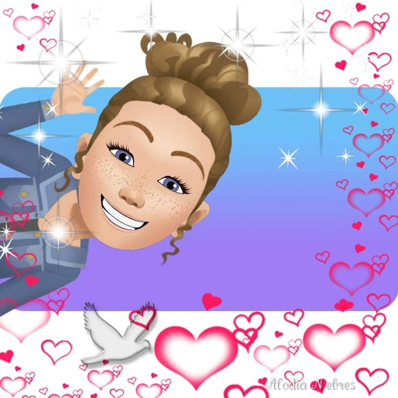 Profile Picture of Tabitha Heidelberger (@theidelberger) on Poshmark