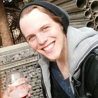 Drew Longshore - Facebook Profile Picture of Drew Longshore (@zubzub94) on Facebook