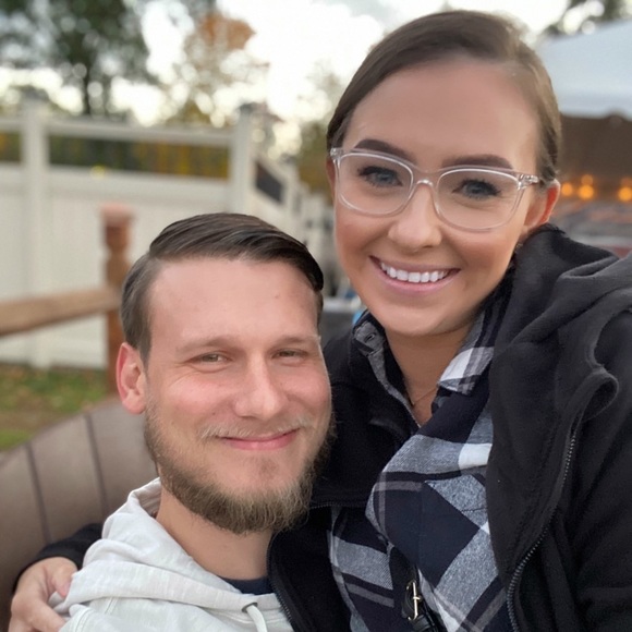 Profile Picture of Shaela Allen (@shaelaallen) on Poshmark