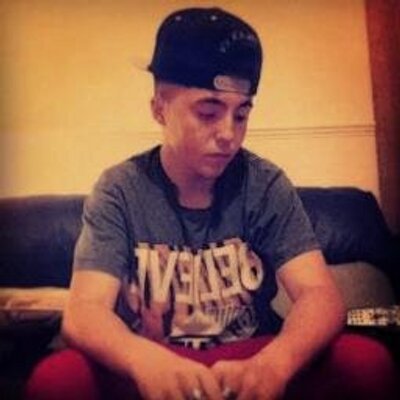 Profile Picture of Nicholas Lewis (@PremoShufflerUK) on Twitter