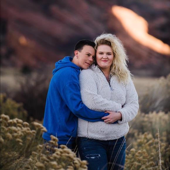 Profile Picture of Kayla Goshern (@kaylagoshern) on Poshmark